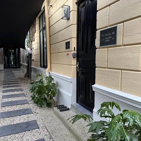 V - Petit Bed & Breakfast Valkenburg aan de Geul