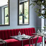 V - Petit Bed & Breakfast 3*