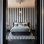 Bed & Breakfast V - Petit 3*