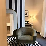 V - Petit Valkenburg aan de Geul