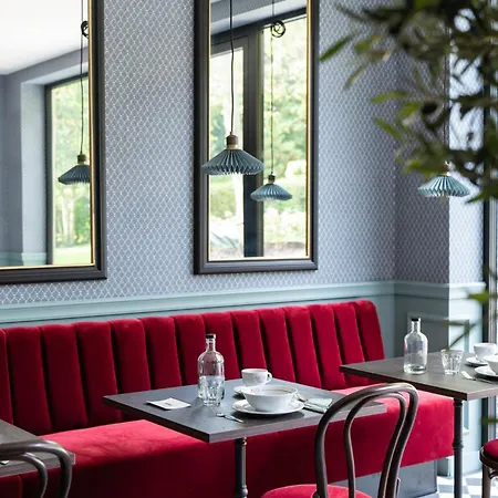 V - Luxe Couette-café 3*