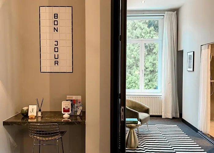 V - Petit Bed and breakfast