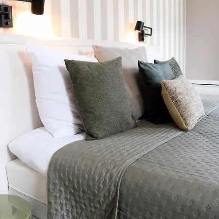 Bed & Breakfast V - Petit 3*